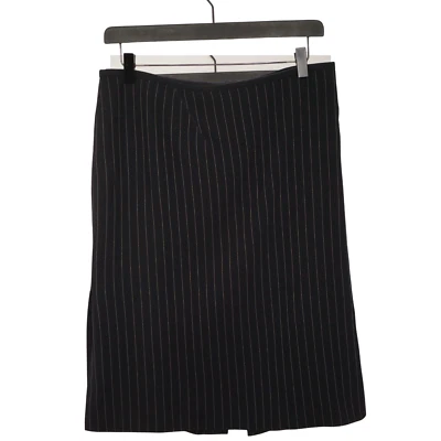 Saia Feminina Armani Collezioni Preta Tamanho L D38 IT44 US10 FR42 GB12 XME501 - Imagem 1 de 4