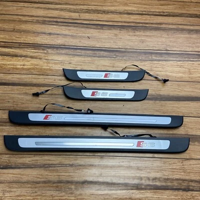 2012-2017 Audi A6 dianteiro/traseiro esquerdo/direito porta soleira arranhão placa de passo conjunto de tampa fabricante de equipamento original - Imagem 1 de 4