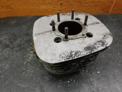 Yamaha DT DT1 250 cilindro barril 1201       Foto 1 de 4