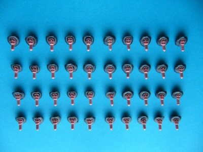 Timpo 40 Köpfe mit Hut schwarz black - Cowboys - Soldaten / schwarze Hüte & Kopf - Image 1 of 4