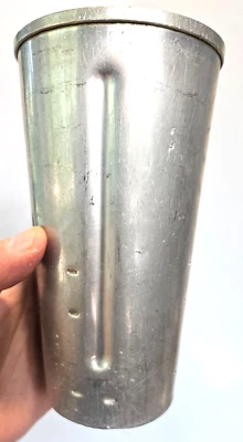 复古 WEAR-EVER ALUMINUM 商标 加拿大制造 银色 混合杯 — 第 1/4 张图片