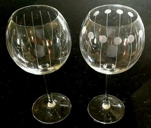 Set of 2 Mikasa Cheers Fine Crystal Etched Glass Balloon Wine Glasses 24oz  - Picture 1 of 5