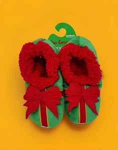 Snoozies Wmns Medium 7-8 Ugly Christmas Gift Bow HoHo Slippers NonSkid Washable - Picture 1 of 9