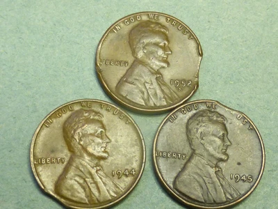 3 DIFFERENT DATES CLIP PLANCHET WHEAT LINCOLN CENTS - Image 1 of 2