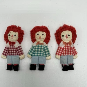 Vintage Raggedy Ann Andy (3) kleine Stoffpuppen 4,5 Zoll Weihnachtsschmuck ohne Kleiderbügel - Bild 1 von 15