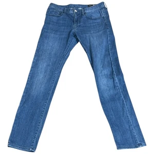 Armani Exchange J13 Men’s Slim Fit Distressed Dark Wash Jeans 30x30 Casual Work - Picture 1 of 4