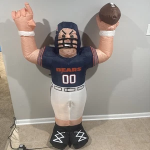 Vintage GEMMY 2004 Chicago Bears 4 Feet Airblown Inflatable Football NFL Player - Picture 1 of 9