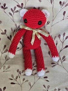 Orso rosso allampanato alluncinetto 10" con fiocco orso rosso fatto a mano uncinetto amigurumi  - Foto 1 di 7