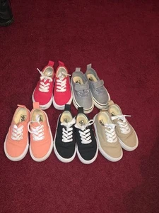 Toddler Unisex Canvas Shoes Size 8.5 - Picture 1 of 2