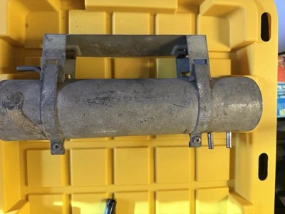 volvo 140 142 144 145 tanque de gasolina bote de ventilación Foto 1 de 3