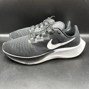 7,5 US. SCARPE NIKE AIR ZOOM PEGASUS 37 BQ9646 002 UOMO NERO BIANCO - Foto 1 di 11