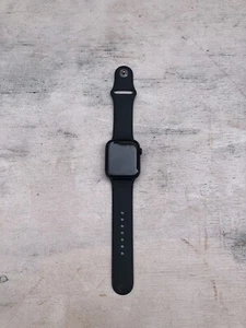 Apple Watch Series 8 45 mm Cassa in Alluminio con Cinturino Sport - Mezzanotte, - Afbeelding 1 van 10