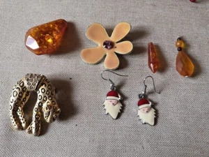 Schmuck Konvolut Anhänger Ohrringe Brosche Bernstein Schmuckteile - Bild 1 von 10