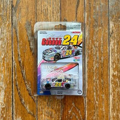 1/64 ACTION Racing #24 Jeff Gordon 2000 Monte Carlo NASCAR Dupont RCCA Foto 1 de 4