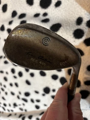Cleveland Golf Tour Action Reg 485 60° Dynamic Gold Steel Shaft Rust Raw Wedge - Image 1 of 4