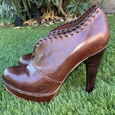 Women’s Ugg Jamison Brown Ankle Boot Fall Uggs Bootie Heels size 7.5 - 8 - Image 1 of 4