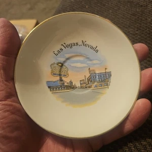 Vintage Las Vegas Nevada Sammler goldbesetzter Teller 5" goldenes Nugget Pioneer Club - Bild 1 von 11