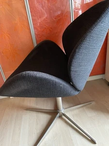 Schwarz/Grau Drehbarer Design Sessel mit Armlehne    von BoConcept - Bild 1 von 3