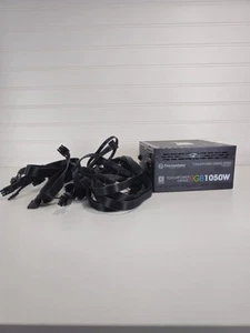 Toughpower Grand RGB 1050w - Afbeelding 1 van 4