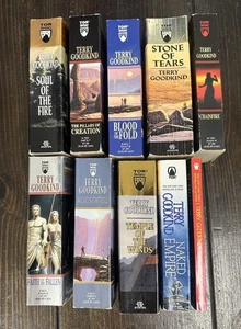 Terry Goodkind Sword of Truth Series 1-9 set + Prequel- 10 Paperback Lot - Foto 1 di 8
