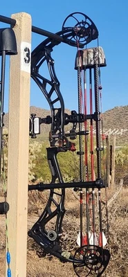 Bowtech Realm - Image 1 of 2