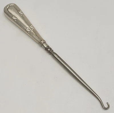 Sterling Silver & Steel Button Hook Birmingham Crisford & Norris Ltd 1915 - Image 1 of 4