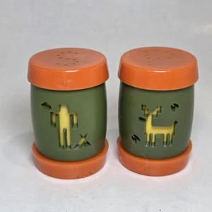Vintage Salt Pepper Shakers St Labre Indian School 2" Green Orange Plastic - Picture 1 of 6