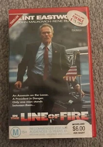 In The Line Of Fire - Clint Eastwood - VHS Movie Video - Ex Rental - Picture 1 of 3