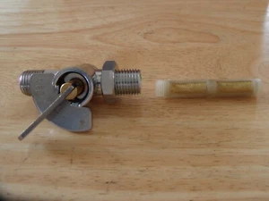 60-4512P 1/4 GAS RESERVE PETROL TAP for TRIUMPH T140 T160 BSA *** - Picture 1 of 1