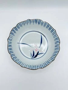Handpainted Japanese Studio Porcelain Bowl – Pink and Blue Floral Motif, - Picture 1 of 9
