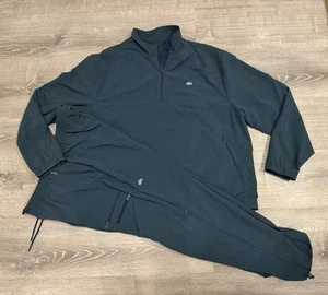 ALO Yoga Takeaway Trainingsjacke & Hose Set Trainingsanzug Herren Größe XL Midnight Green - Bild 1 von 13