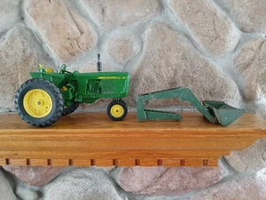 john deere 3020 tractor With Front End Loader ERTL USA 1:16 Scale - Picture 1 of 16