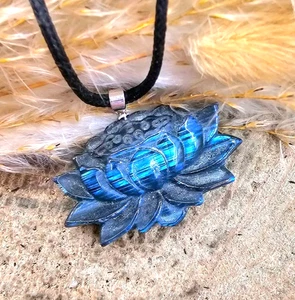 Nature Labradorite Carved Flashy Lotus Flower Pendant Necklace - Picture 1 of 9