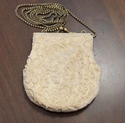 La Regale Vintage Beaded Clam Shell Evening Purse Mini Bag Cross Body Chain - Image 1 of 4