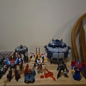Lote Surtido de 8: Transformers que van desde 2004-2008 vendido como está - Imagen 1 de 18