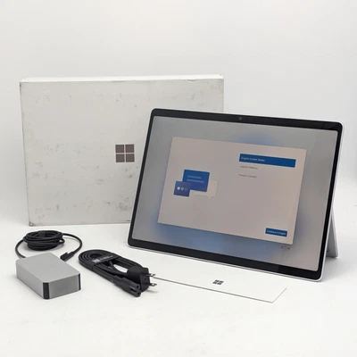 Microsoft Surface Pro 11, 13 дюймов, Snapdragon X Plus, 16 ГБ, DDR5, 512 ГБ, SSD, Windows 11 - Изображение 1 из 4