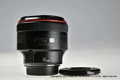 Canon EF 85mm f/1.2 L USM Excellent - image 1 of 4