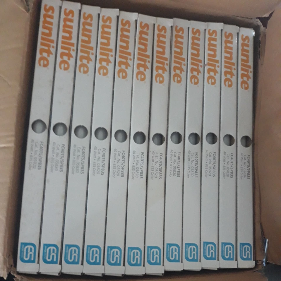 CASE OF 12 FC40T5/SP835 40 Watt 835K 12" Inch Fluorescent Circline  - Image 1 of 4