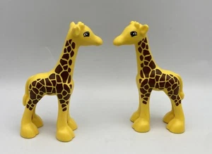 Lego Duplo Bloque de Construcción Figura de Juguete Repuesto Animal Zoológico Lote 2 TERNEROS JIRAFA - Imagen 1 de 3