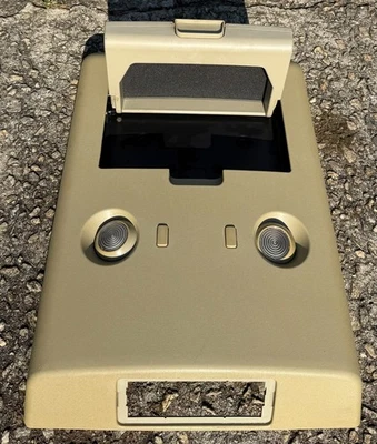 Nissan Titan 2004-2012 doble cabina consola trasera compartimento de luz OEM gris Foto 1 de 3