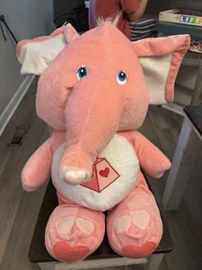 Neu mit Etikett 24 Zoll XXL 2005 Care Bears Cousins Lotsa Herz Elefant Laden Display SELTEN NEU - Bild 1 von 21