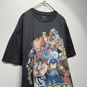 CAPCOM Graphic T-Shirt L Street Fighter Mega Man Characters Gray US Size Rare - Picture 1 of 11