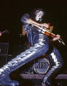 KISS Ace Frehley 11x14 Poster Love Gun 1976 RP Print Space Ace - Picture 1 of 1