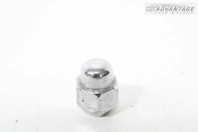 2016-2021 HYUNDAI TUCSON roda lateral esquerda ou direita aro parafuso porca OEM - Imagem 1 de 4