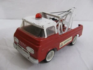 Vintage Nylint Pressed Steel Ford Econoline American Oil Wrecker Tow Truck VG - Picture 1 of 8