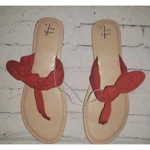 A New day women's Sandals Flip flop Hannah knotted bow coral size 10 - Picture 1 of 2