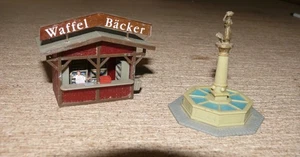 O3 Faller o.a.  Piccola bancarella mercato waffle panettiere e fontana da smontaggio impianto - Foto 1 di 2