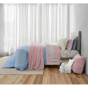 NEW - Mainstays 17pc Reversible Bed in a Bag Comforter Set -Full-Light Blue/Pink - Picture 1 of 4