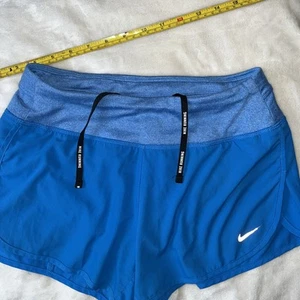Nike Women's Running Shorts Size Extra Small Xs Blue Mesh Inseam Fitted Waist - Picture 1 of 14