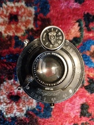 Voigtländer Anastigmat Skopar 10,5 cm Objektiv mit IBOR/DRP Verschluss – Vintage - Image 1 of 2